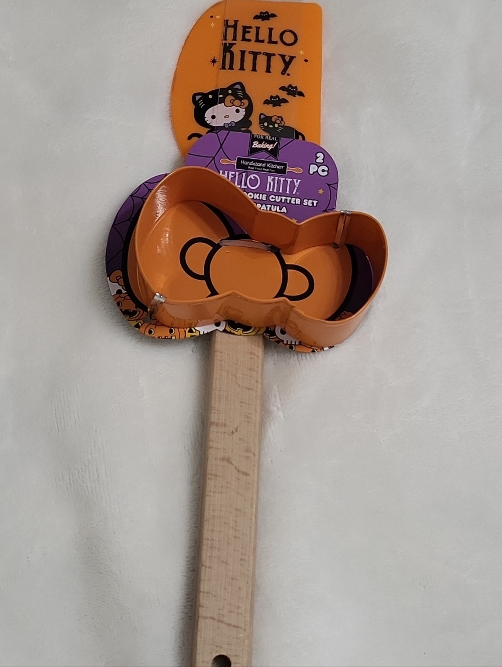 Handstand Kitchen Hello Kitty Halloween Cookie Cutter Set with Spatula 2pc